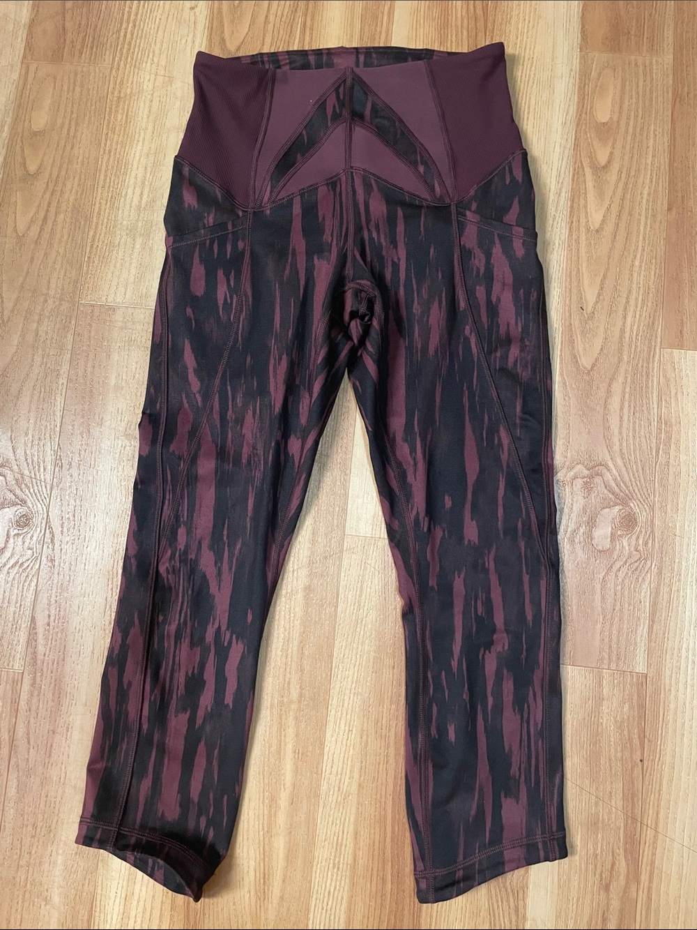 Lulu Burgundy & Black Patterned Active Capri Leggings